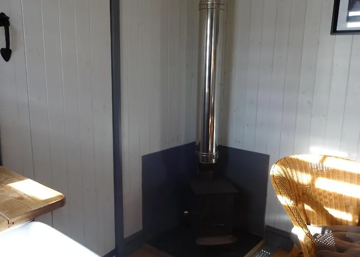 Semesterbostad Ryans Retreat, On Solway Perfect For A Break When Walking Hadrians With A Hot Tub Bowness-on-Solway